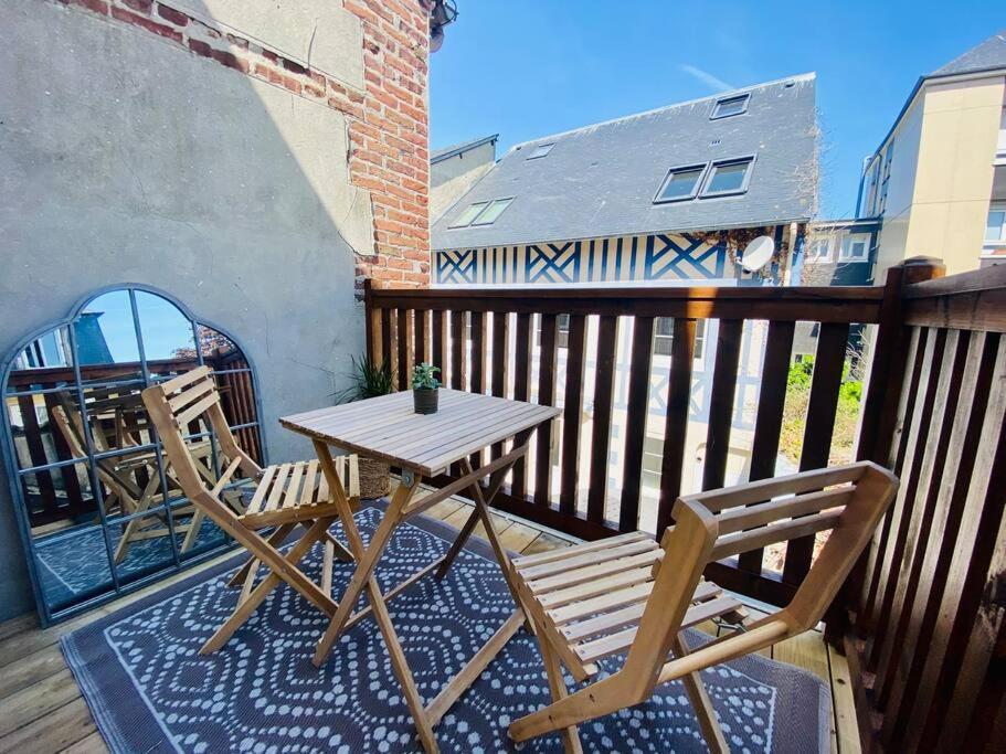 Studio Avec Terrasse A Deauville Exterior foto